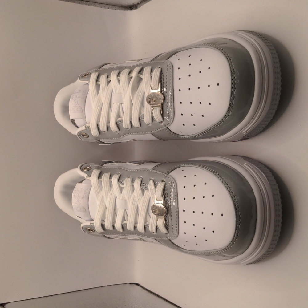 New A Bathing Ape Bapesta Men's Sneakers Light Grey Sz 12 - Picture 2 of 13
